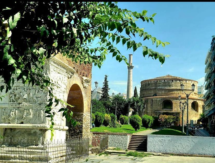 סלוניקי Dimitris Center Apartment מראה חיצוני תמונה