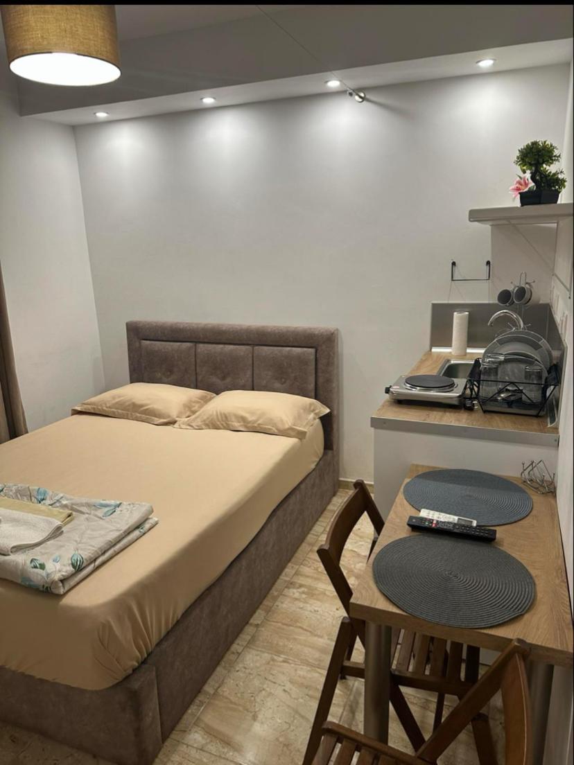 סלוניקי Dimitris Center Apartment מראה חיצוני תמונה